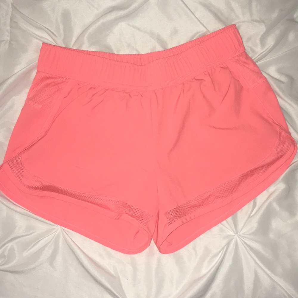 Coral athletic shorts